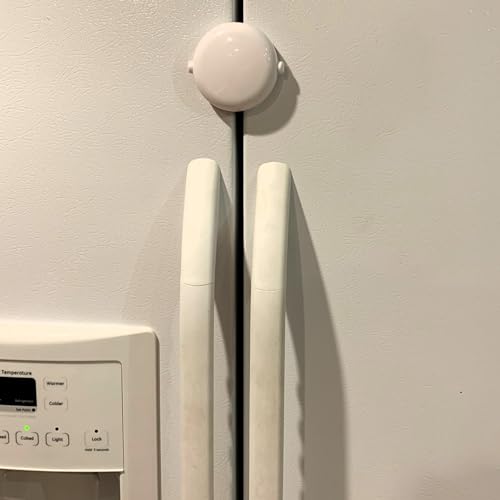 Image of Qdos Safety Adhesive Fridge/Freezer Lock | White | Easy One Handed Operation - Patented ZeroPinch Design - Unique Modern Design Refrigerator Lock - Baby Proofing Doesn't Have to be Ugly