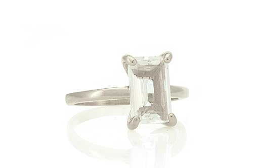 Bague en quartz clair et or rose l'accessoire chic pour vos tenues de soiree