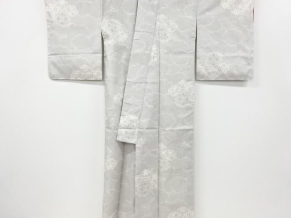 ys7301575; 品 雲に華紋模様織り出し本場白大島紬100亀甲着物(7