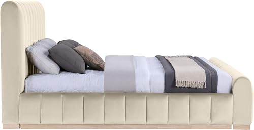 Image of Meridian Furniture AmaraCream-K Collection Modern | Contemporary King Bed, Ultra Luxe Cream 460 GSM Velvet, Natural Finish, Solid Wood Base and Inner Frame, 82.5 inch W x 99 inch D x 51 inch H, Cream, King