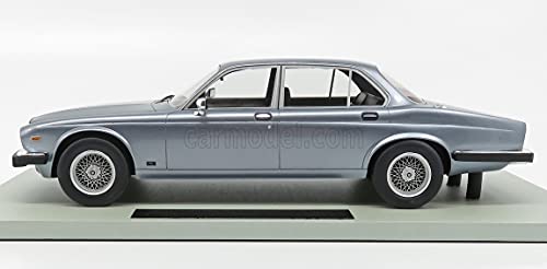 Jaguar XJ6 1982 a escala 1:18 miniatura 3