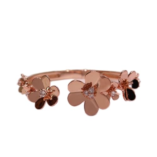 Bracelet fleur d'herbe porte-bonheur pour sublimer vos soirées