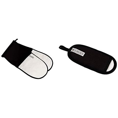 Le Creuset 4-Layered Double Oven Gloves and Handle Glove Cover