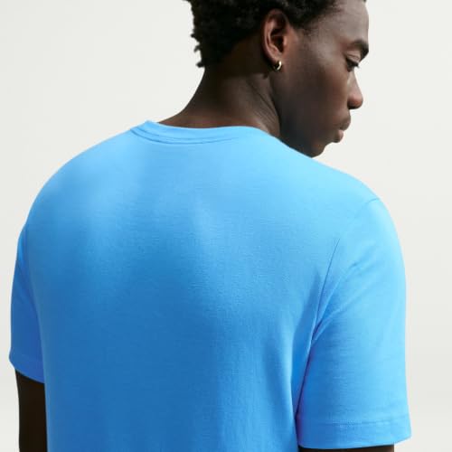 Image of Nike Men's Sportswear Club T-Shirt