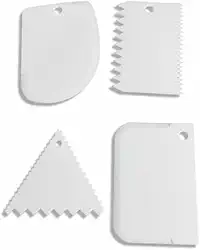 Kit Espátulas Decorativas para Bolo, 4 Peças, Branco, Plástico, Raspadores para Confeitaria, Massas e Wave Cake