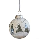 Artisanat semi-fait main : combine des techniques manuelles et mécaniques à des détails décoratifs uniques, ajoutant une touche personnelle à vos décorations.