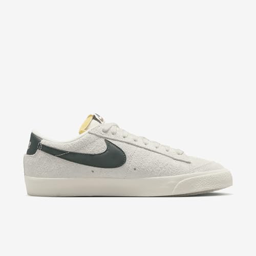 Image of Nike Women's Blazer Low 77' Shoe