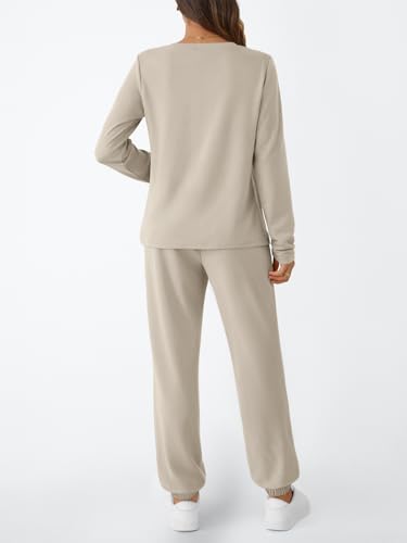 LILLUSORY Lounge Sets for Women Sweatsuits 2 Piece Outfit Two Piece Set Fall Matching Clothing Long Sleeve Tops Jogger Pants4