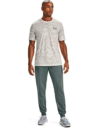 Image of Under Armour Men's ABC Camo Short-Sleeve T-Shirt | Super soft cotton /polyester mix. With camo pattern, crew neck and logo on the left chest.