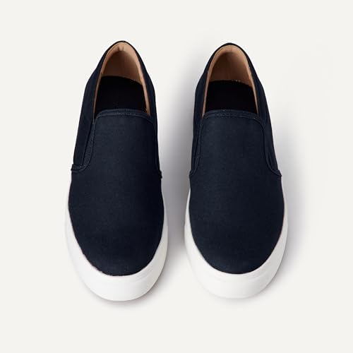 Image of Amazon Essentials Men's Slip-on Sneakers