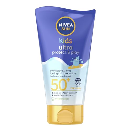 NIVEA Sun Kids Ultra Protect & Play SPF 50+ Loción (150 ml), crema hidratante para niños Sun Cream Immediately Protects Delicate Skin Against Sunburn and Long-Term UV Damage