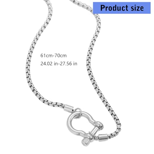 Collar con mosquetón de acero titanio y chapado en oro premium 3