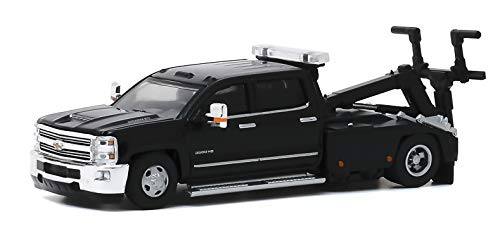 Greenlight 46040-D Dually Drivers Series 4 2018 Silverado 3500 Dually Wrecker - Black 1:64 Scale