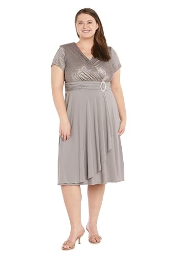 Image of R&M Richards Women's Opulent Flow Evening Dress