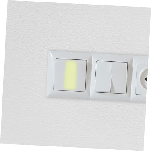 Pegatinas de interruptor luminoso para llenar de estrellas la noche de tu niño 6