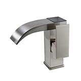 Livré avec 2 tuyaux d'alimentation en eau chaude et froide standard de 1/2 pouce. Il s'adapte à la plupart des lavabos et se connecte à tous les systèmes standards de pressurisation d'eau chaude et froide.