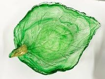 新品未使用　岩田工芸硝子　イワタガラス　木の葉のお皿　大小2枚セット 工芸美術品 新品未使用 岩田工芸硝子 イワタガラス 木の葉のお皿 大小2枚