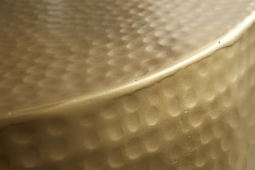 invicta INTERIOR Handgearbeiteter Couchtisch Orient III 60cm Gold mit Patina im Classic Hammerschlag Design – Bild 7