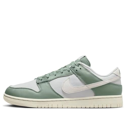 Image of Nike Men's Dunk Low Sneaker