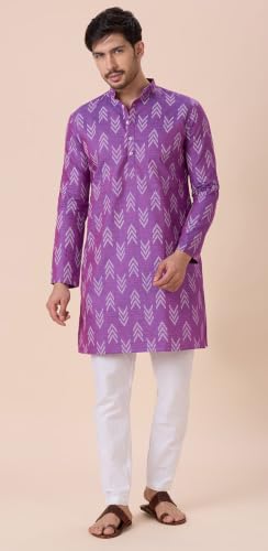 Image of Studio Shringaar Men's Cotton Blend Relaxed Fit Ikat Printed Knee Length Kurta