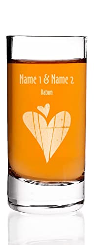 Herz & Heim® edles Schnapsglas zur Hochzeit mit Gravur der Namen des Paares - Gastgeschenk u. Hochzeitsgeschenk (2 Herzen)