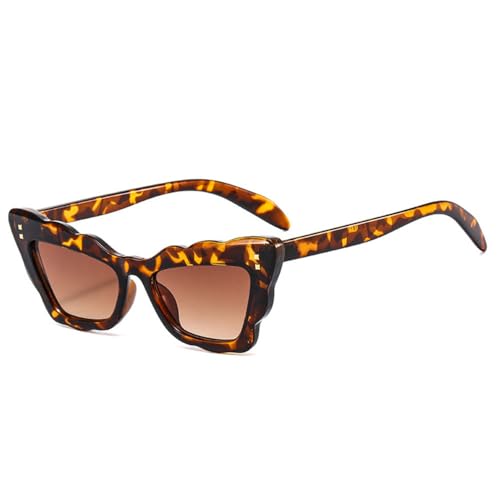 Lunettes de soleil œil de chat pour vos terrasses et virées en ville : style rétro chic