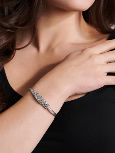 Image of DEVATA Sterling Silver 925 Bali with Dragon Bone Tulang Naga /Borobudur /Wheat Paddy Chain Bracelet