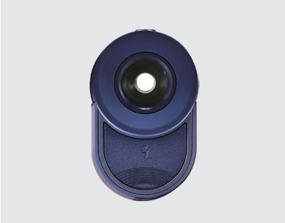 Przód view of R2G Mate PRO Rangefinder showing lens and display area