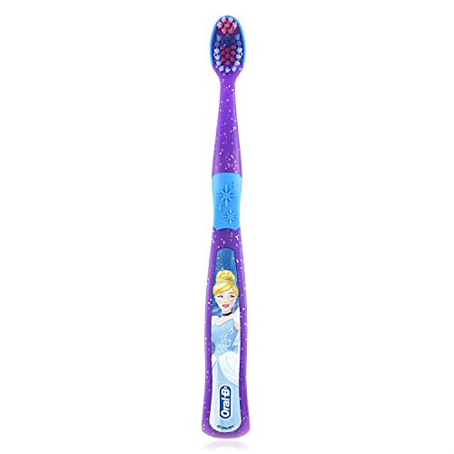 Oral-B New Princess Toothbrush for Little Girls, Children 3+, Extra Soft, Characters Vary - Pack of 6 (Characters Vary)