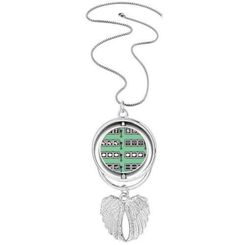 Collier pendentif ailes d'ange au fini travaillé et motif gagnant précieux