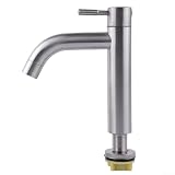 Diseño elegante: el diseño elegante de este grifo añade un toque simple y fresco a tu baño. Puede combinar fácilmente con la mayoría de lavabos, mejorando la estética general.