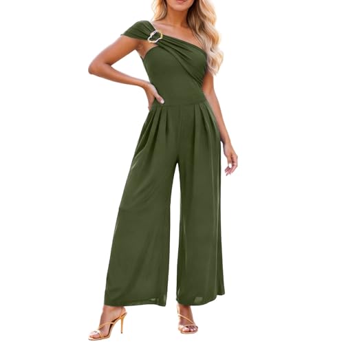Combinaison élégante femme avec boucle métallique et pantalon large plissé fluide premium