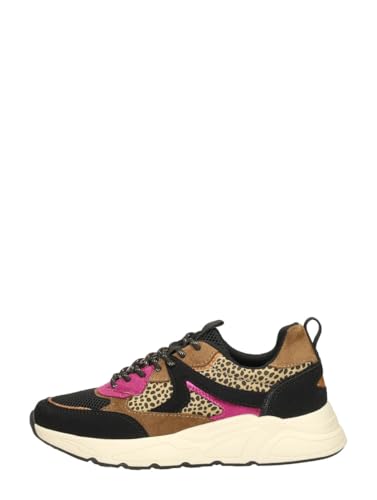 Sneakers basses marron foncé en finitions soignées style intemporel