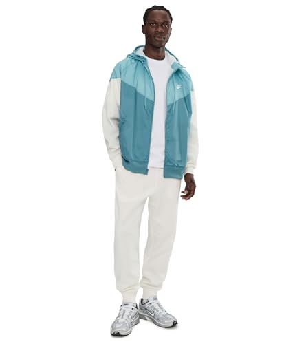 Image of Nike Men's Sportswear Windrunner Hooded Jacket