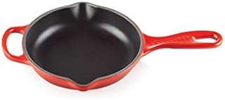 Le Creuset Signature Enamelled Cast Iron Skillet Frying Pan With Helper Handle and Two Pouring Lips, For All Hob Types and Ovens, 16 cm, Cerise, 201821606