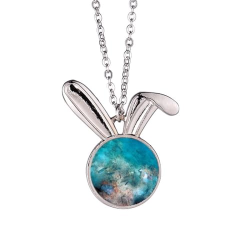 Collier lapin pendentif poisson coloré pour rompre avec les bijoux monotones
