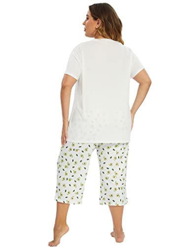 Image of Vozanet Women's Pajamas Set Soft V Neck Sleepwear Top and Capri Pj Lounge Sets Cartoon Heart Shape Cat Nighty Plus Size