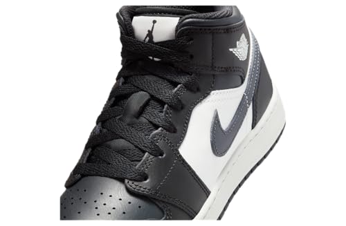 Image of Nike Kids' Air Jordan 1 Mid Shoes
