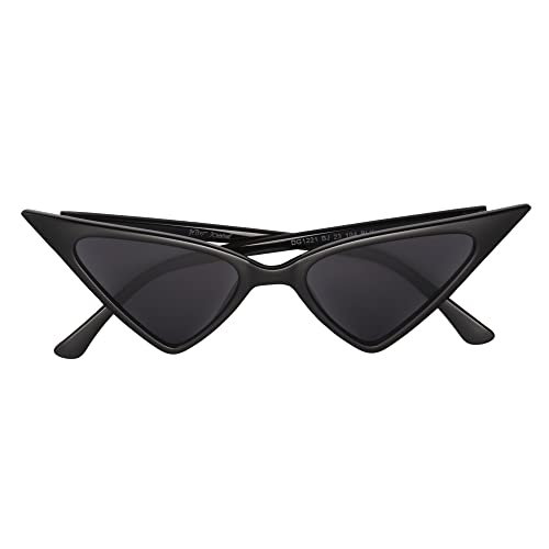 Betsey Johnson Women's Future Play Sunglasses Cat Eye, Black, 145 mm2