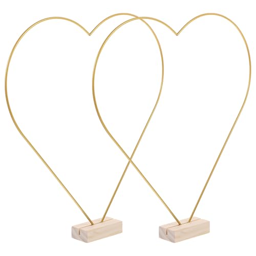 Aros metálicos de corazón para manualidades con base de madera dorada 2