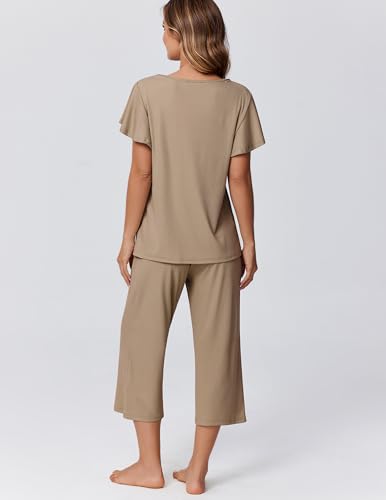Ekouaer Capri Pajamas for Women Set Short Sleeve Lounge Set Soft Sleepwear Pullover Top and Pants4