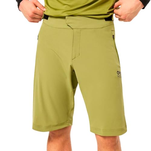 Oakley Factory Pilot Lite Short Green at Amazon Men's Clothing store