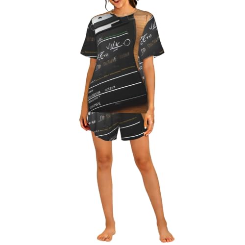 Pyjama court femme motif cinéma pour sublimer vos instants de détente