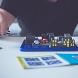 Smart Games – gra logiczna dla dzieci od 7 lat – blokada (PL) | gra podróżna, gra kieszonkowa |