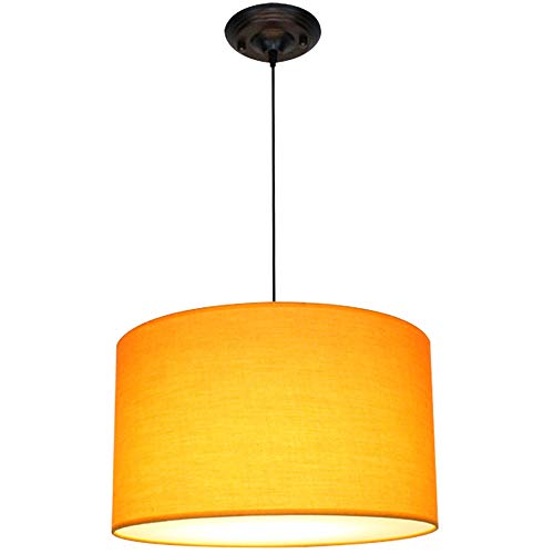Suspension moderne en tissu Ø 35 cm pour créer un coin repas chaleureux au salon