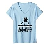 Ce t-shirt DJ - I Don't Accept Requests - avec un design Disc Jockey Funny Quote est le cadeau disc-jockey parfait pour tout deejay, et DJane qui aime la musique électronique, rave, trance, house, EDM et techno.