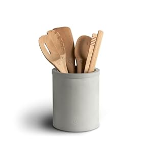 SPRINGLANE Set di Utensili da Cucina in Legno di Faggio, 100% Antibatterico e Insapore, 6 Pezzi: 2 Cucchiai da cucina diversi, Contenitore per Utensili da Cucina di Cemento, Paletta, Servispaghetti