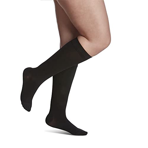 Image of Sigvaris Women's Style Soft Opaque 840 Closed Toe Calf-High Socks 20-30mmHg - Black - Medium Short