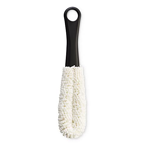 Image of HIC Kitchen Bar Soft Foam Stemware Brush, Non-Scratch Foam Tips