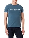 Diseño de logotipo esencial simple: discreto y fresco sin esfuerzo, este diseño de camisetas para hombre de cuello redondo es el epítome del estilo diario de Tommy Hilfiger. Estas camisetas para hombre están fabricadas con tela de algodón de calidad con diseño atemporal, con el estilo Tommy en detalles de logotipo. Encarna el estilo premium de Tommy Hilfiger en esta camiseta con logotipo.